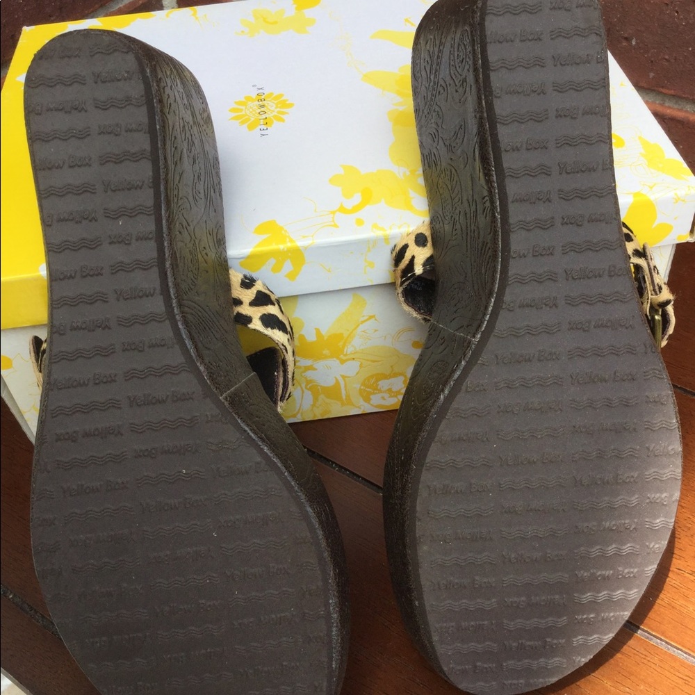 SHOES - Picture 3 of 7